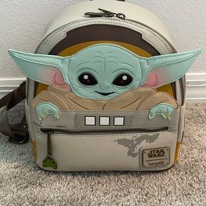 Loungefly Grogu! Used only once! No flaws! Great condition!
